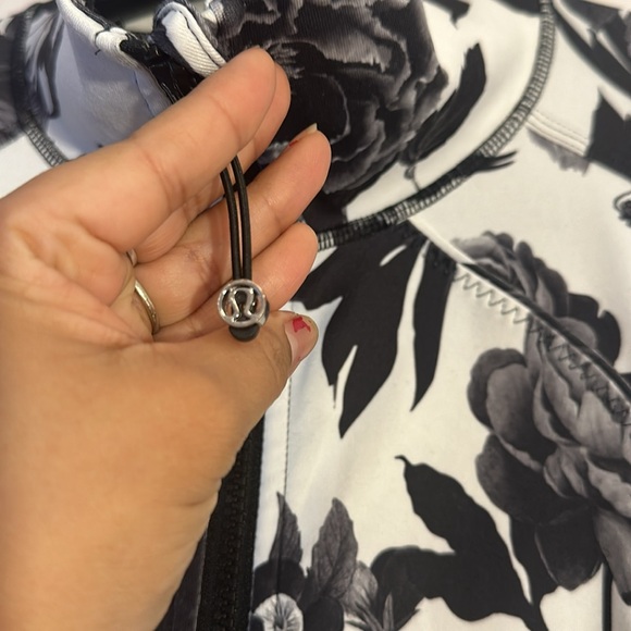 Lululemon Define Jacket Black White Floral - Picture 2 of 7